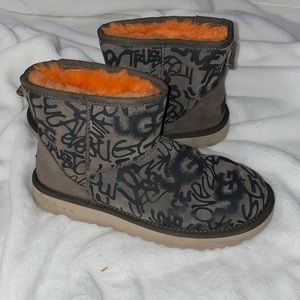 GRAFFITI UGGS (WORN TWICE)